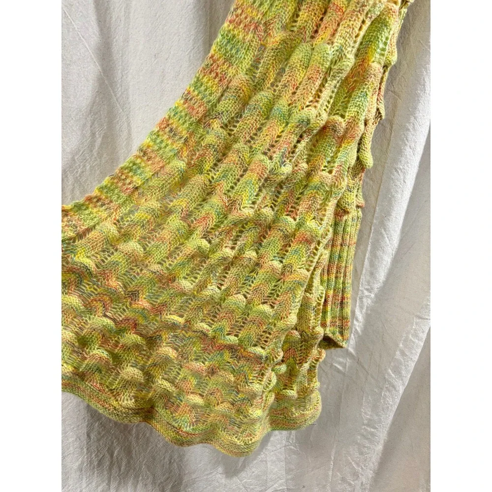 Hand Knit Mermaid Tail Blanket Yellow Green Variegated Stretchy Scale Stitch 84